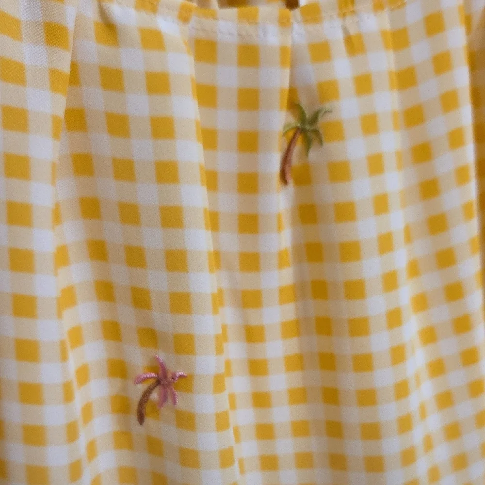LC Lauren Conrad Smocked Cap Sleeve Blouse in Yellow and White - Picture 4 of 8